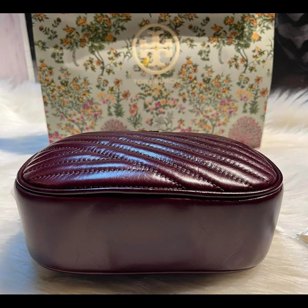 ❌SOLD❌🔥🔥BRANDNEW KIRA CROSSBODY🔥🔥 - Picture 3 of 9